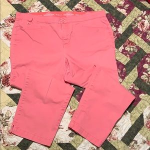 Style & Co Pants - Pink cotton mix capris Style & Co Pants - Pink cotton mix capris